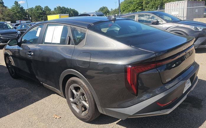 Kia K4 LX 2025