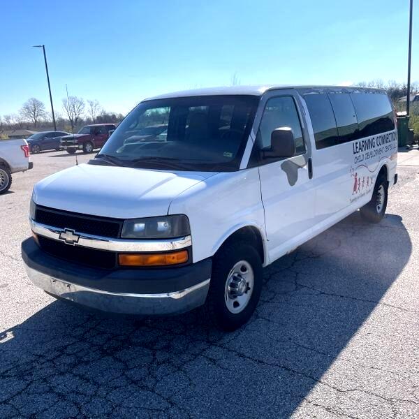 2009 Chevrolet Express LS 3500 Extended