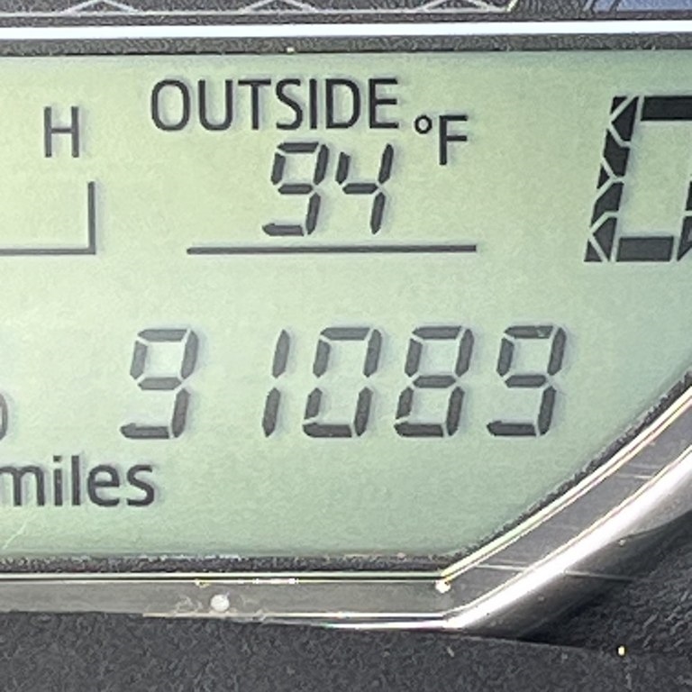 2015 Toyota Corolla LE photo 4