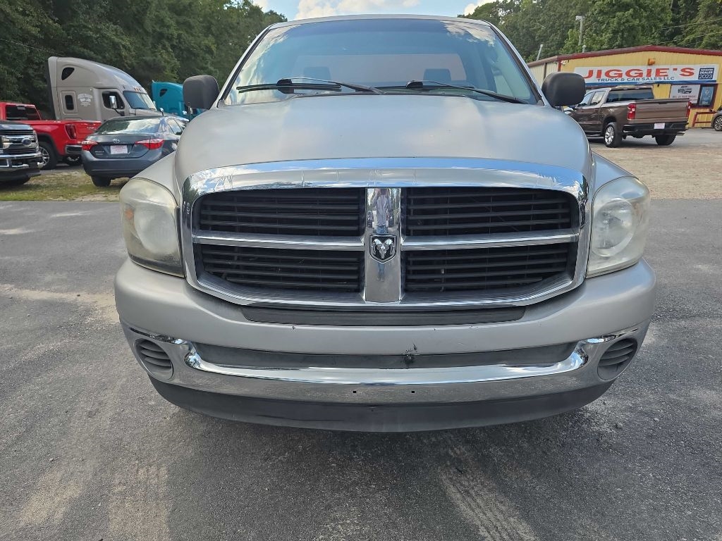 2007 Dodge Ram SLT photo 4