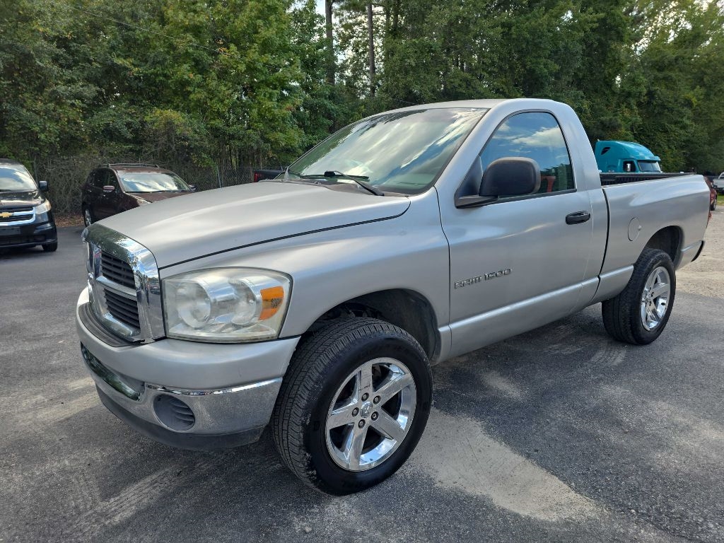Dodge Ram 1500 4WD Reg Cab 120.5" SLT 2007