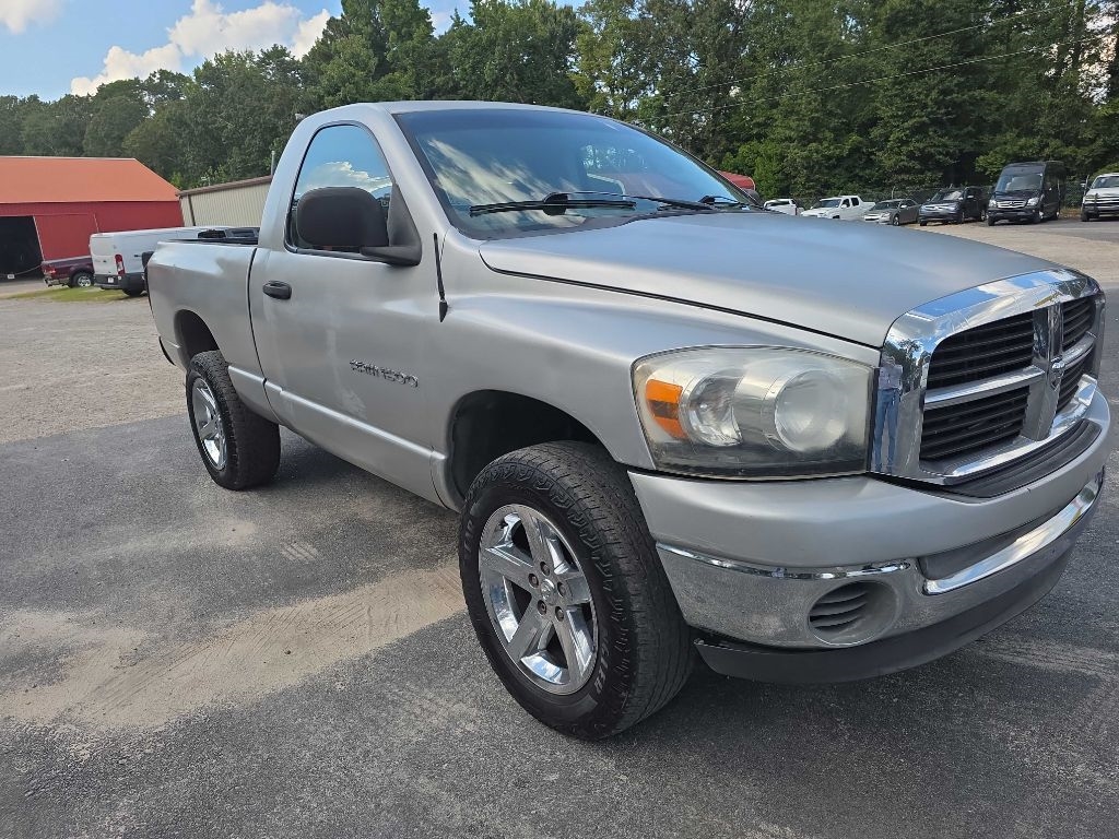 Dodge Ram 1500 4WD Reg Cab 120.5" SLT 2007