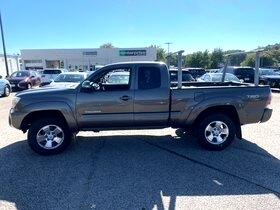 2012 Toyota Tacoma 4WD Access Cab V6 MT (Natl)