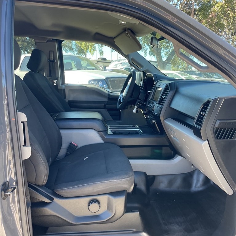 Ford 150 Lariat 2WD SuperCab 8' Box 2018