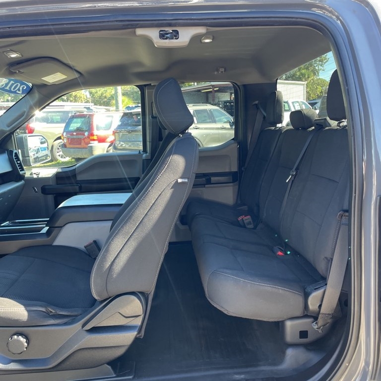 Ford 150 Lariat 2WD SuperCab 8' Box 2018