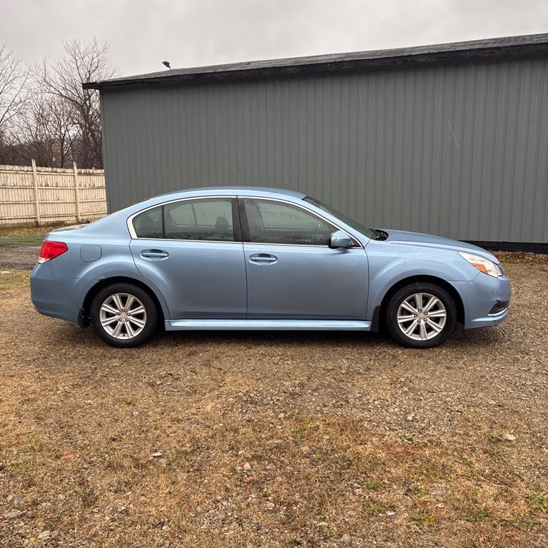 2010 Subaru Legacy 4dr Sdn H4 Auto 2.5i Prem
