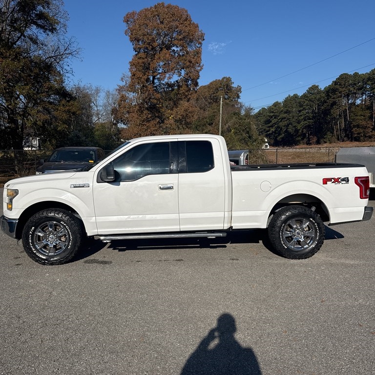 2016 Ford 150 4WD SuperCab 145" XLT