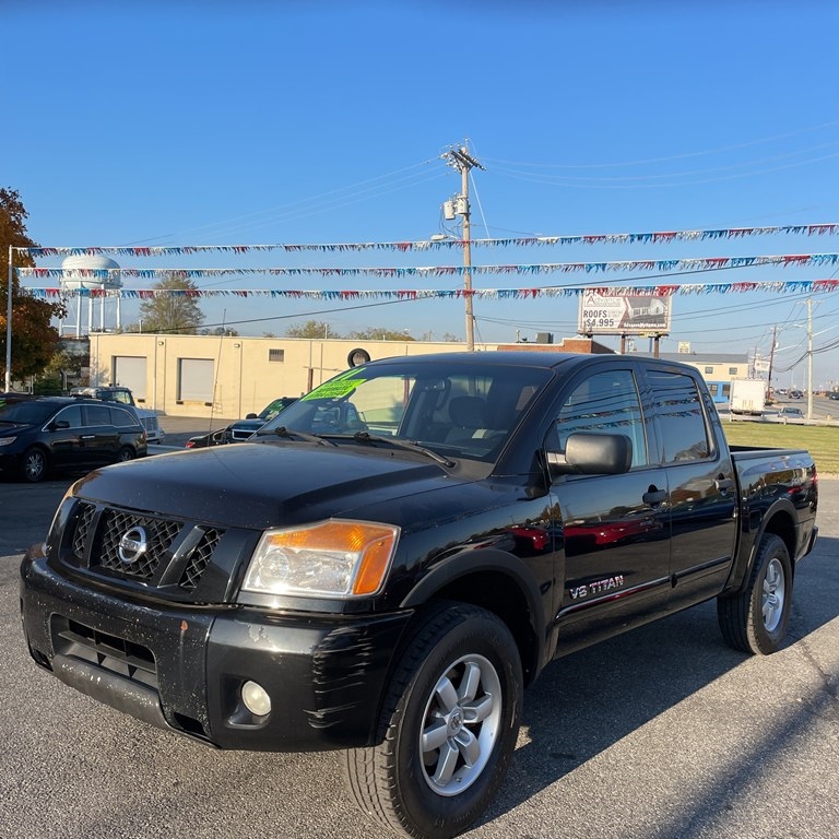 2011 Nissan Titan 4WD Crew Cab SWB PRO-4X