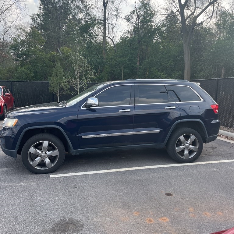 2013 Jeep Grand Cherokee 4WD 4dr Overland