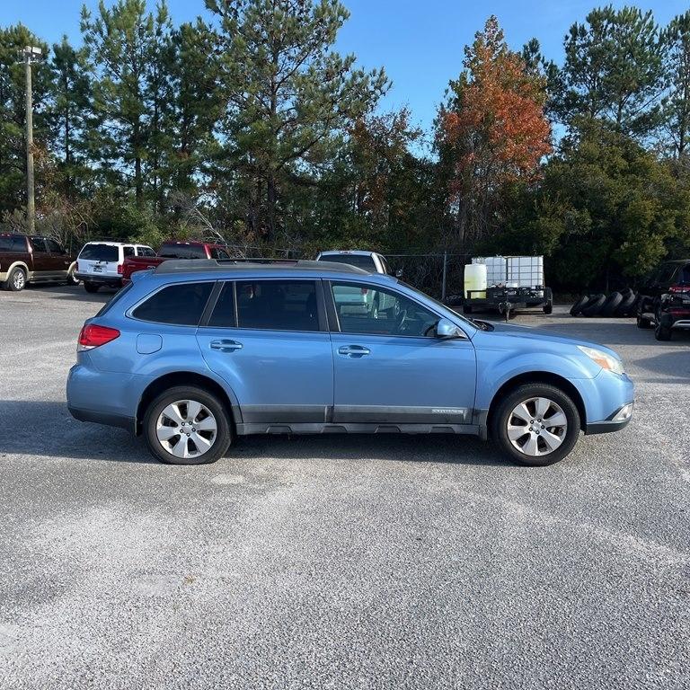 2010 Subaru Outback 2.5i Limited