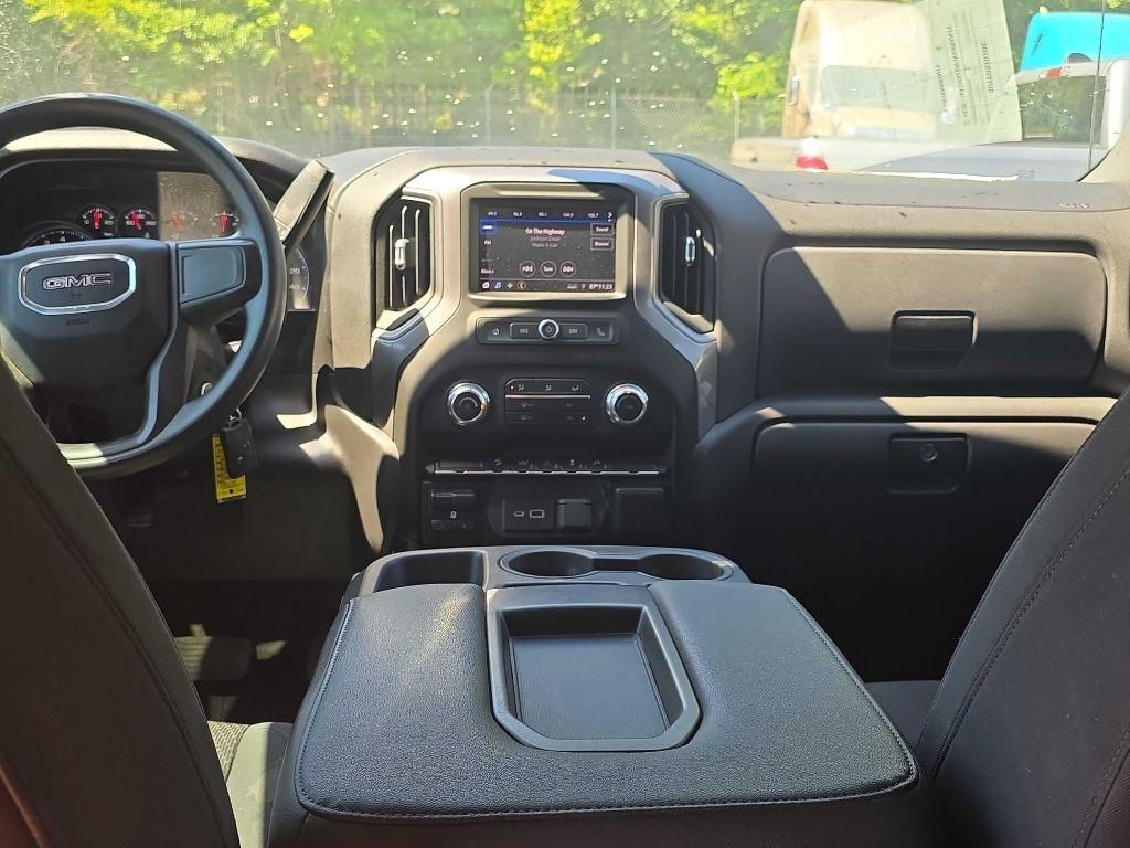 GMC Sierra 1500 4WD Crew Cab 147" 2021