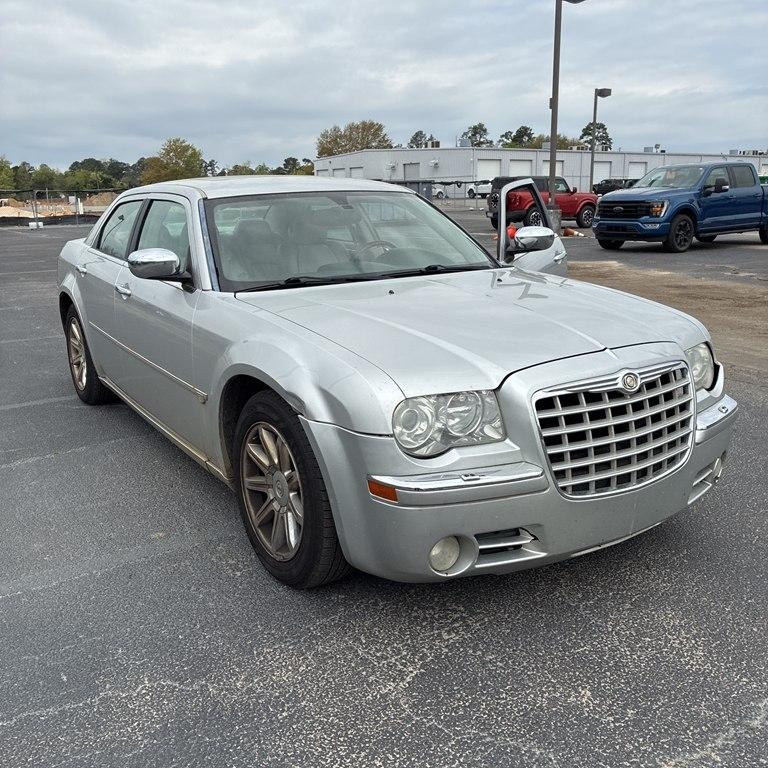 2006 Chrysler 300 4dr Sdn 300C