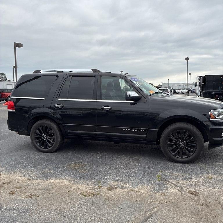2015 Lincoln Navigator 4WD 4dr