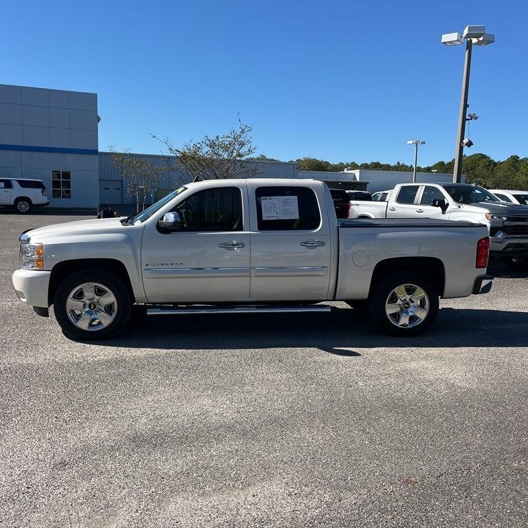 2011 Chevrolet Silverado 1500 2WD Crew Cab 143.5" LTZ