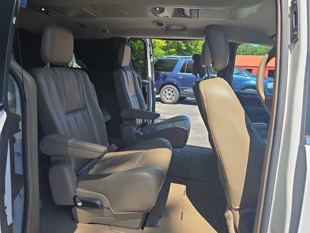 Chrysler Town & Country 4dr Wgn Touring 2014
