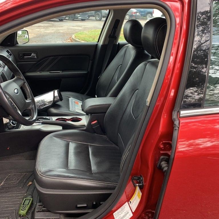 Ford Fusion 4dr Sdn SPORT AWD 2011