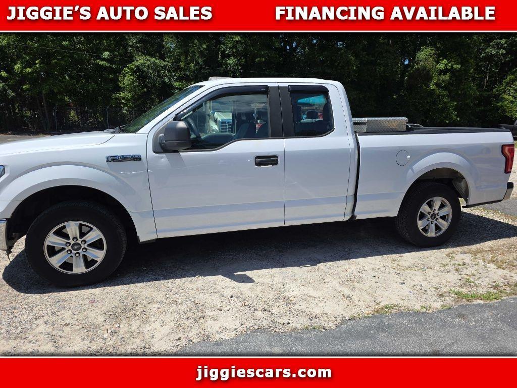 2015 Ford 150 2WD SuperCab 145" XL
