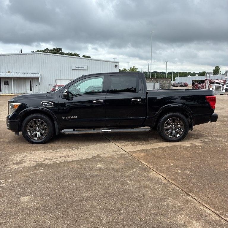 2017 Nissan Titan 4x2 Crew Cab Platinum Reserve