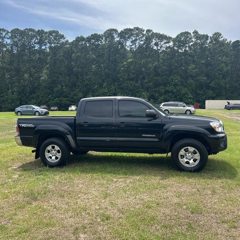 2013 Toyota Tacoma 2WD Double Cab V6 AT PreRunner (Natl)