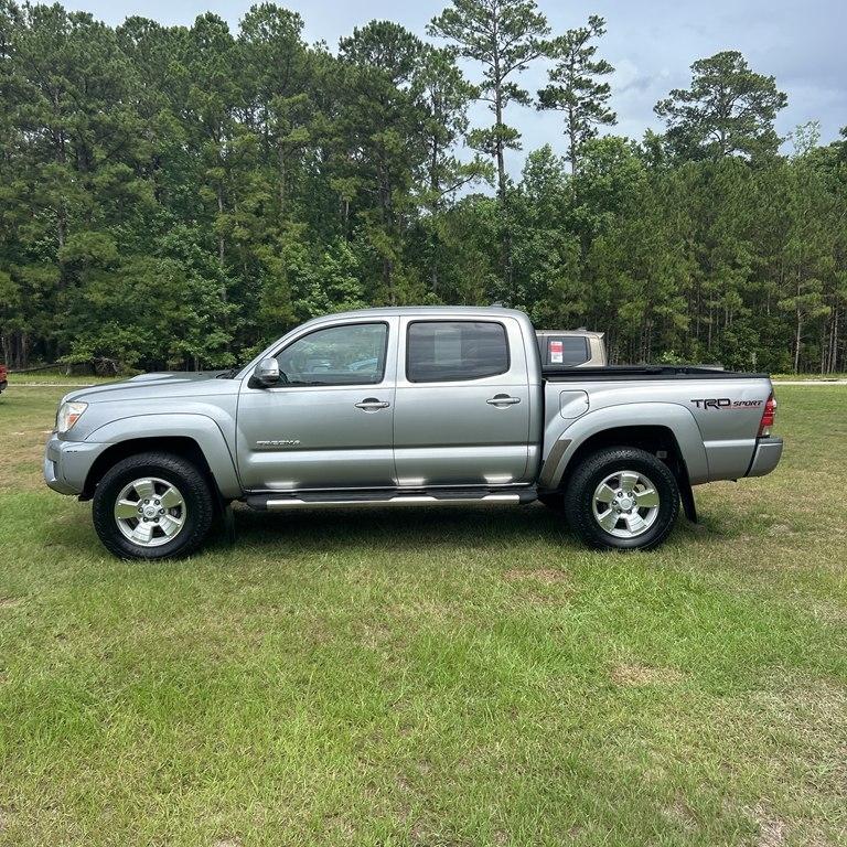 2015 Toyota Tacoma 2WD Double Cab V6 AT PreRunner (Natl)