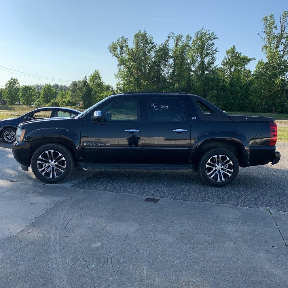 2008 Chevrolet Avalanche 4WD Crew Cab 130" LTZ