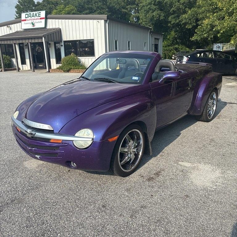 2004 Chevrolet SSR Reg Cab 116.0" WB LS