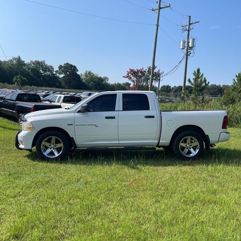 2012 RAM 1500 2WD Crew Cab 140.5" Express