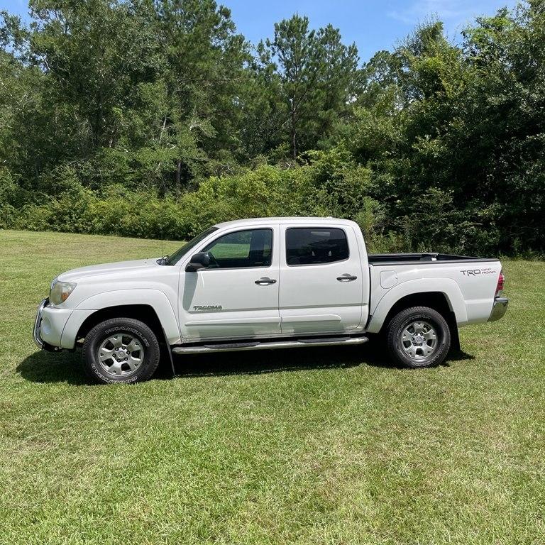 2009 Toyota Tacoma 2WD Double V6 AT PreRunner (Natl)