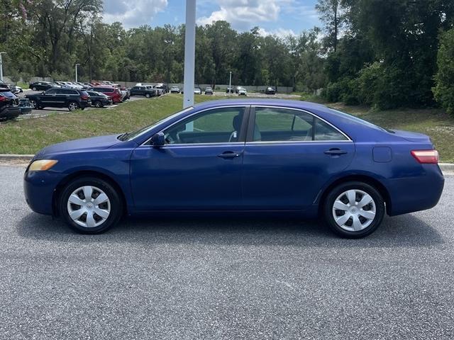 Blue 2009 Toyota Camry Sedan Front-Wheel Drive 5-Speed Automatic