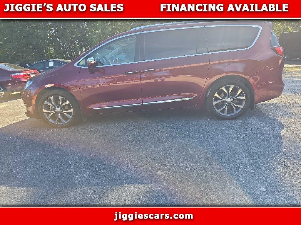 2017 Chrysler Pacifica Limited FWD