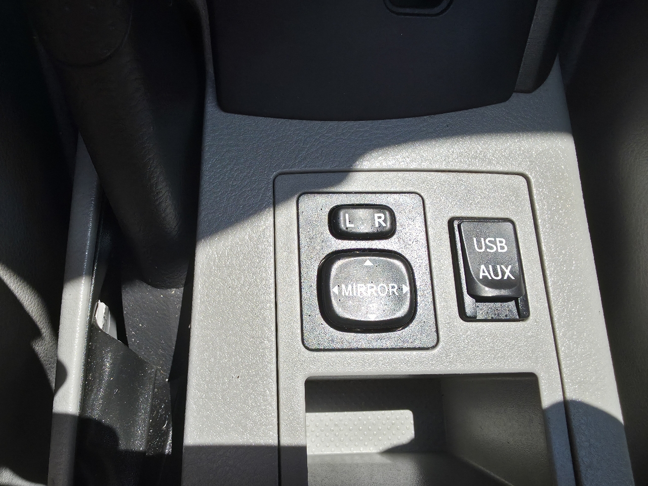 Toyota RAV4 Limited I4 4WD 2012 Toyota RAV4 Limited I4 4WD 2012