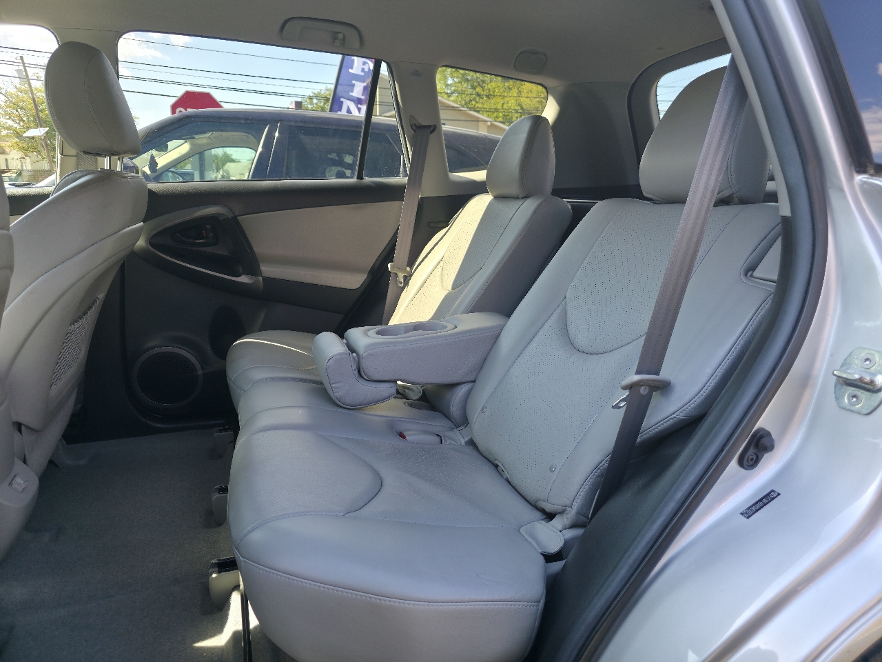 Toyota RAV4 Limited I4 4WD 2012 Toyota RAV4 Limited I4 4WD 2012