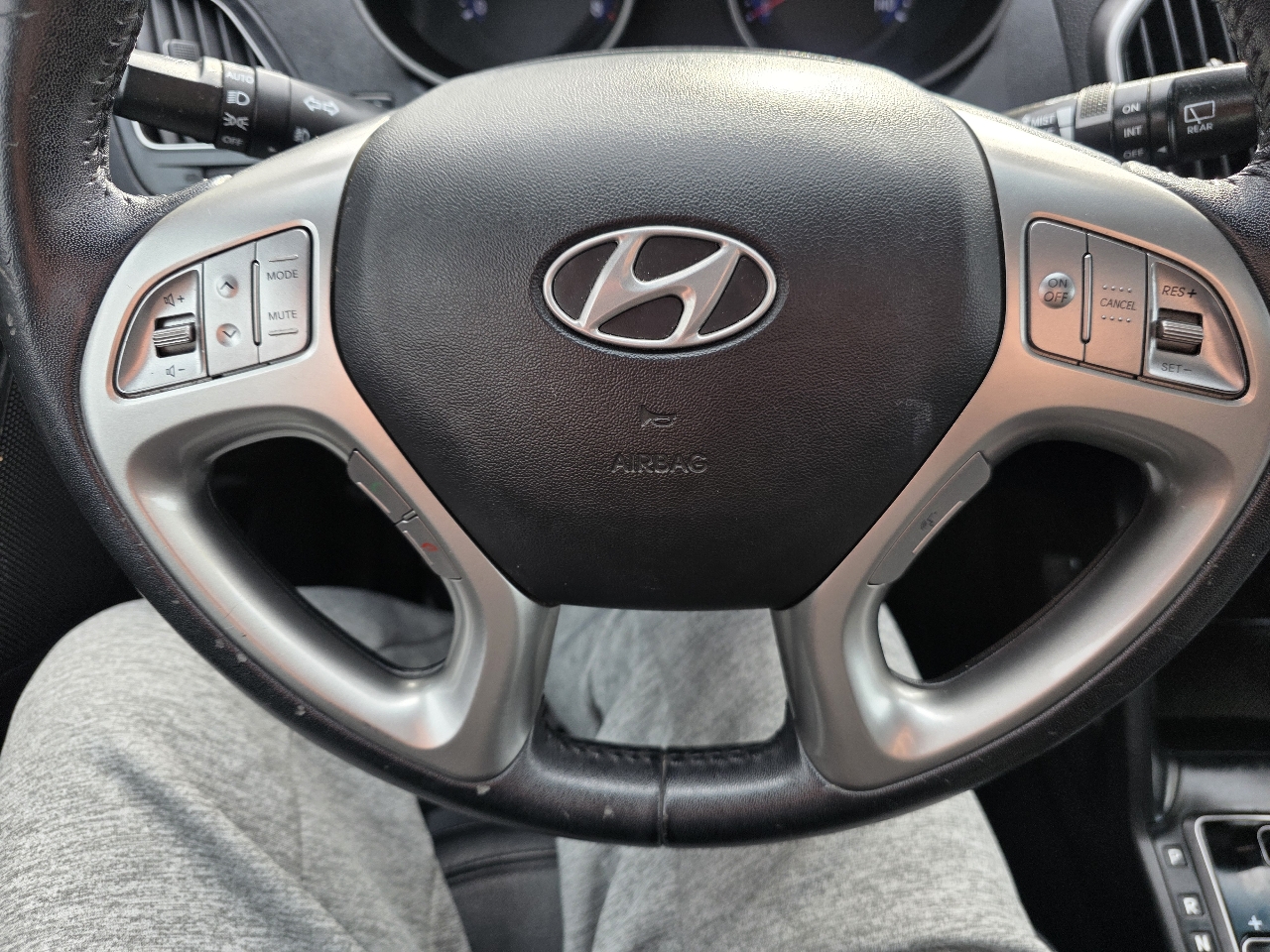 Hyundai Tucson Limited Auto AWD 2012