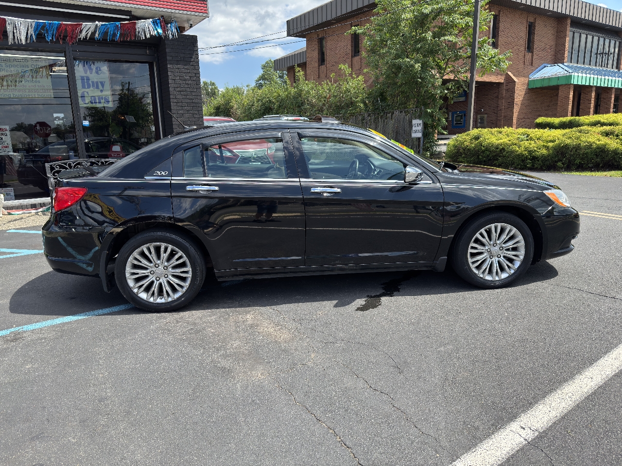 Chrysler 200 Limited 2011