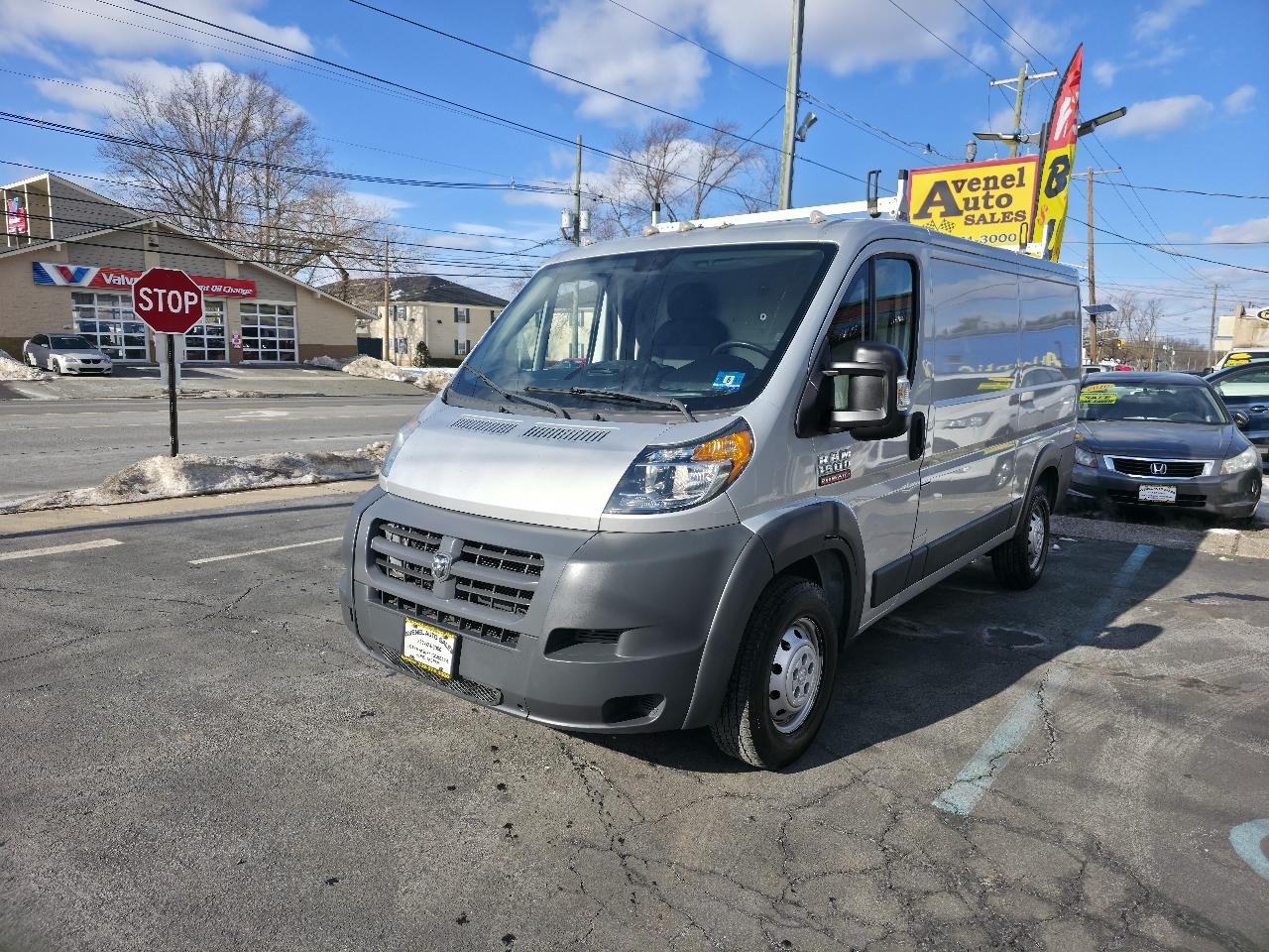 RAM Promaster 1500 Low Roof Tradesman 136-in. WB 2016