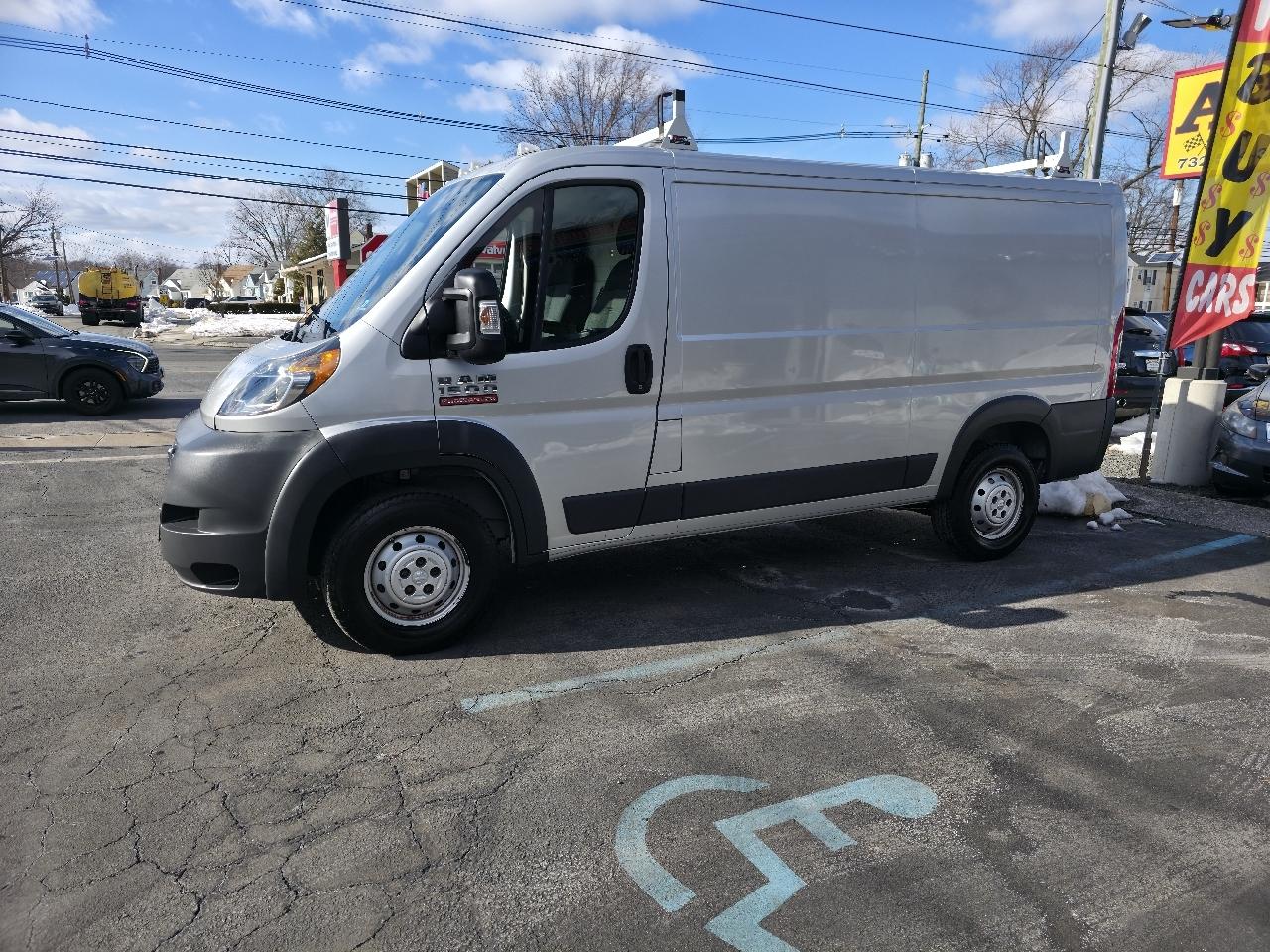 RAM Promaster 1500 Low Roof Tradesman 136-in. WB 2016