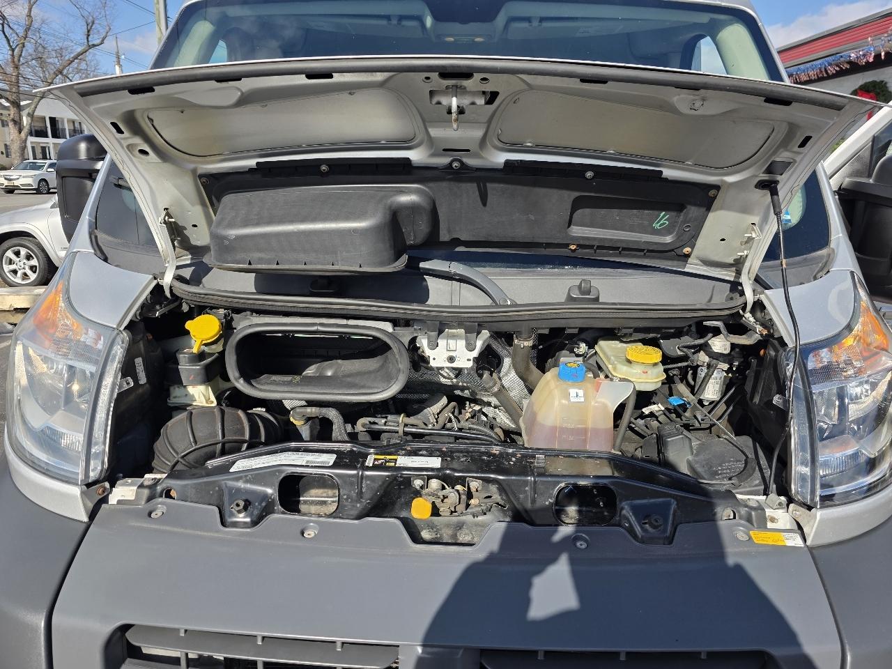 RAM Promaster 1500 Low Roof Tradesman 136-in. WB 2016