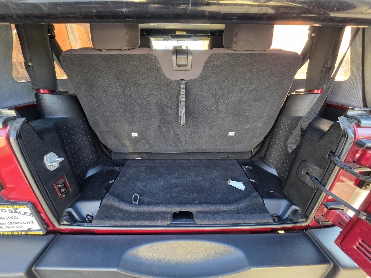 Jeep Wrangler Sport 4WD 2013