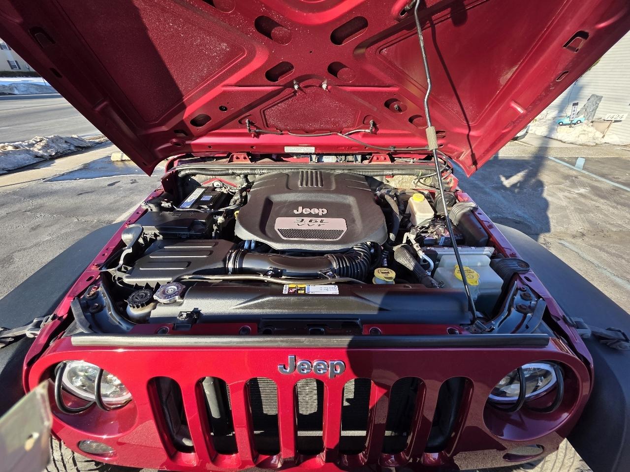 Jeep Wrangler Sport 4WD 2013