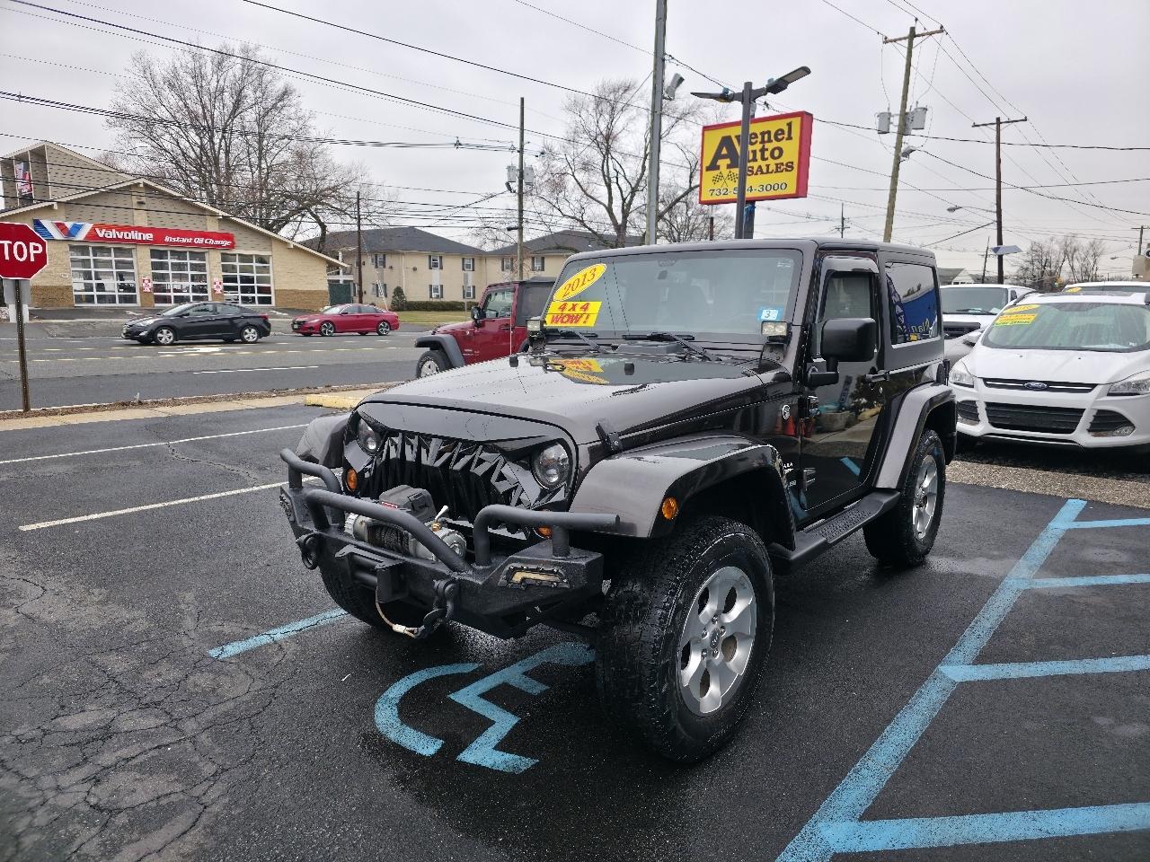 Jeep Wrangler Sahara 4WD 2013