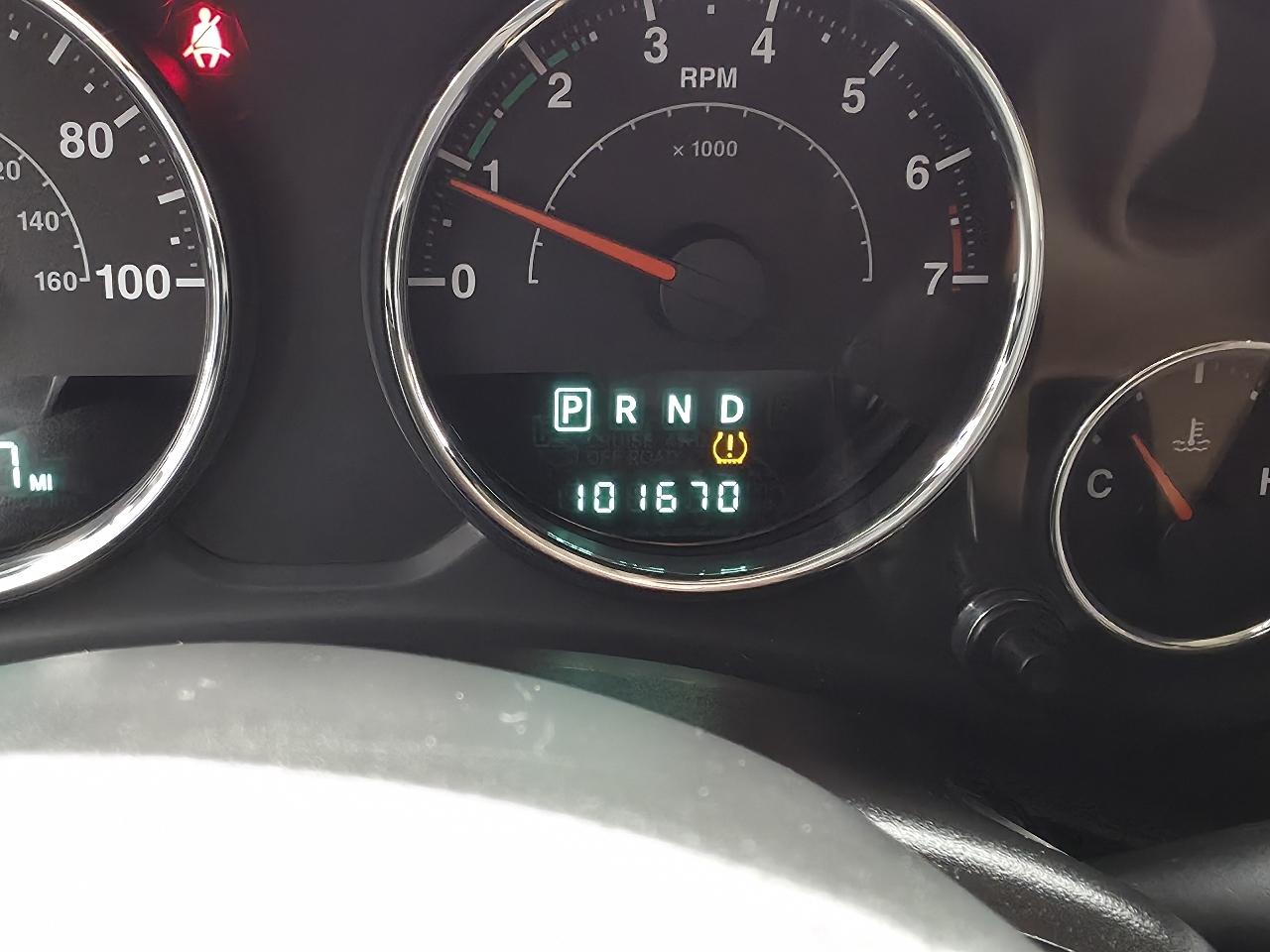 Jeep Wrangler Sahara 4WD 2013