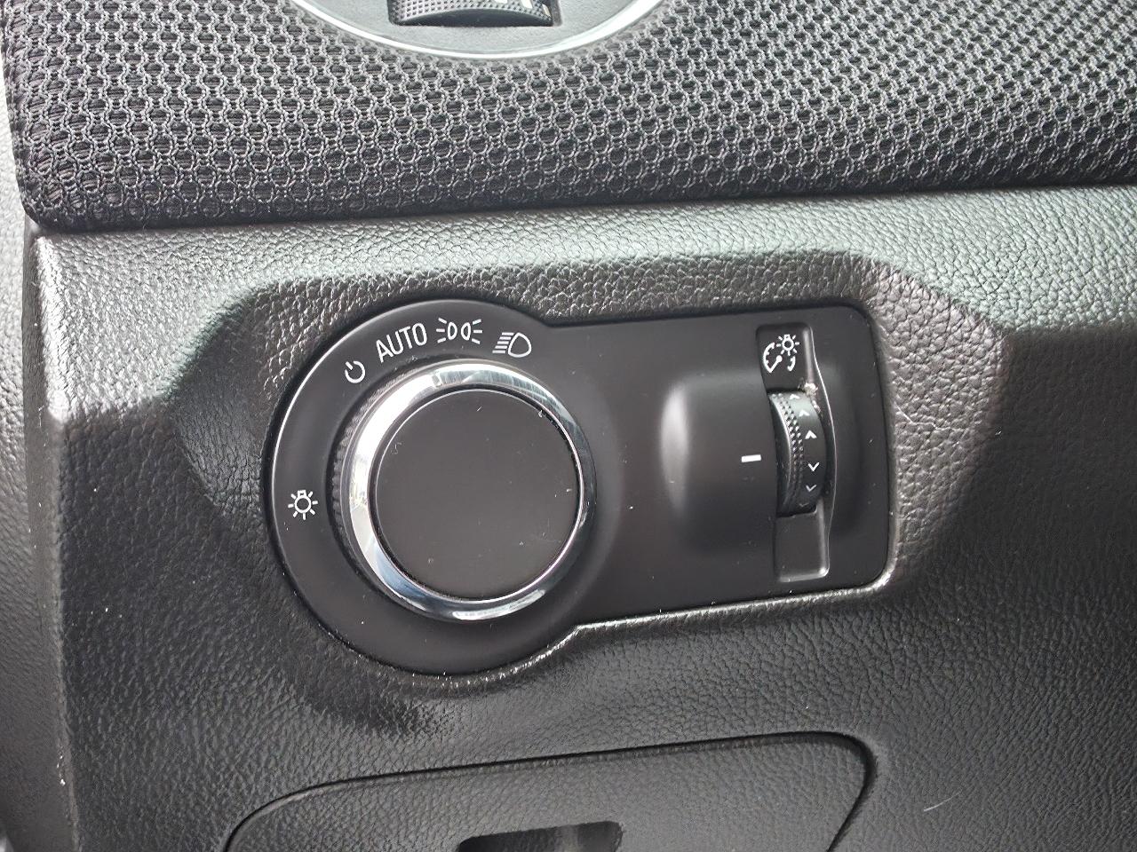 Chevrolet Cruze 1LT Auto 2015