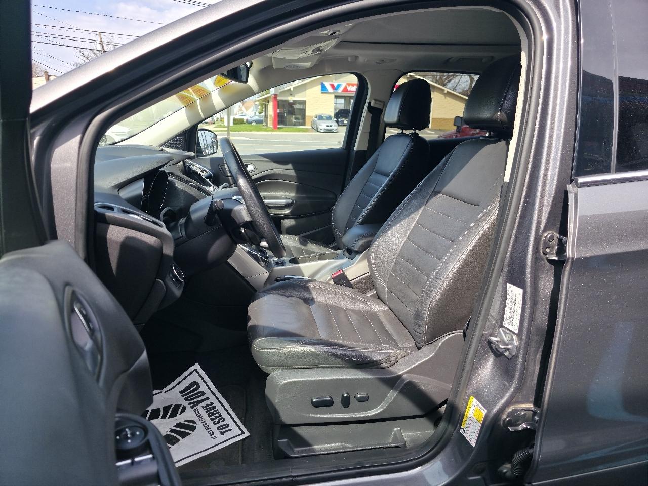 Ford Escape SEL 4WD 2013