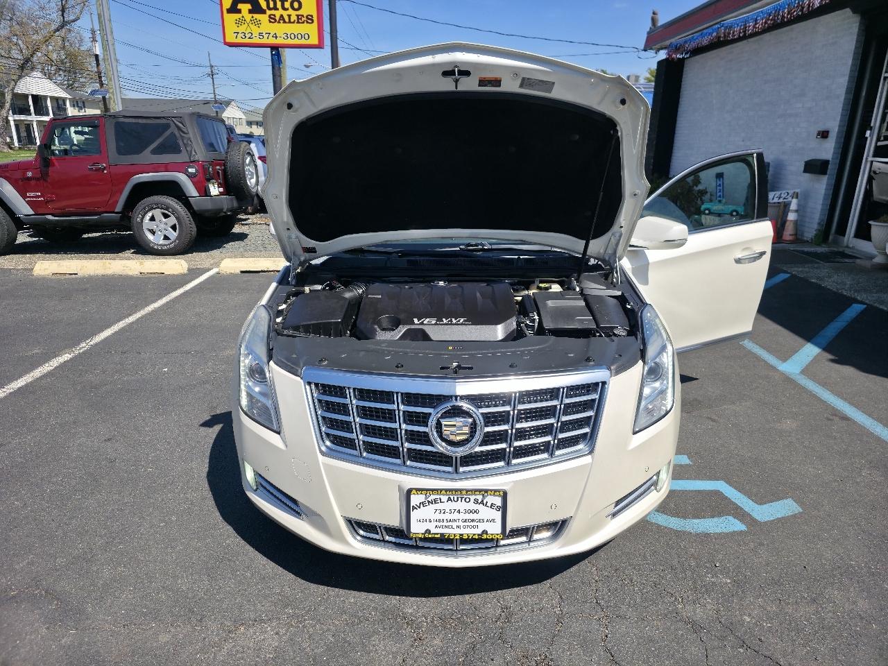 Cadillac XTS Luxury AWD 2014