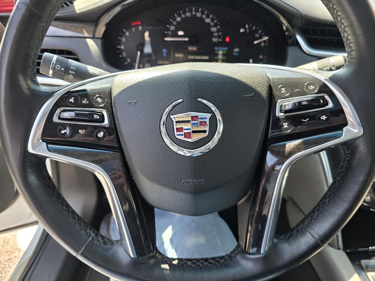 Cadillac XTS Luxury AWD 2014