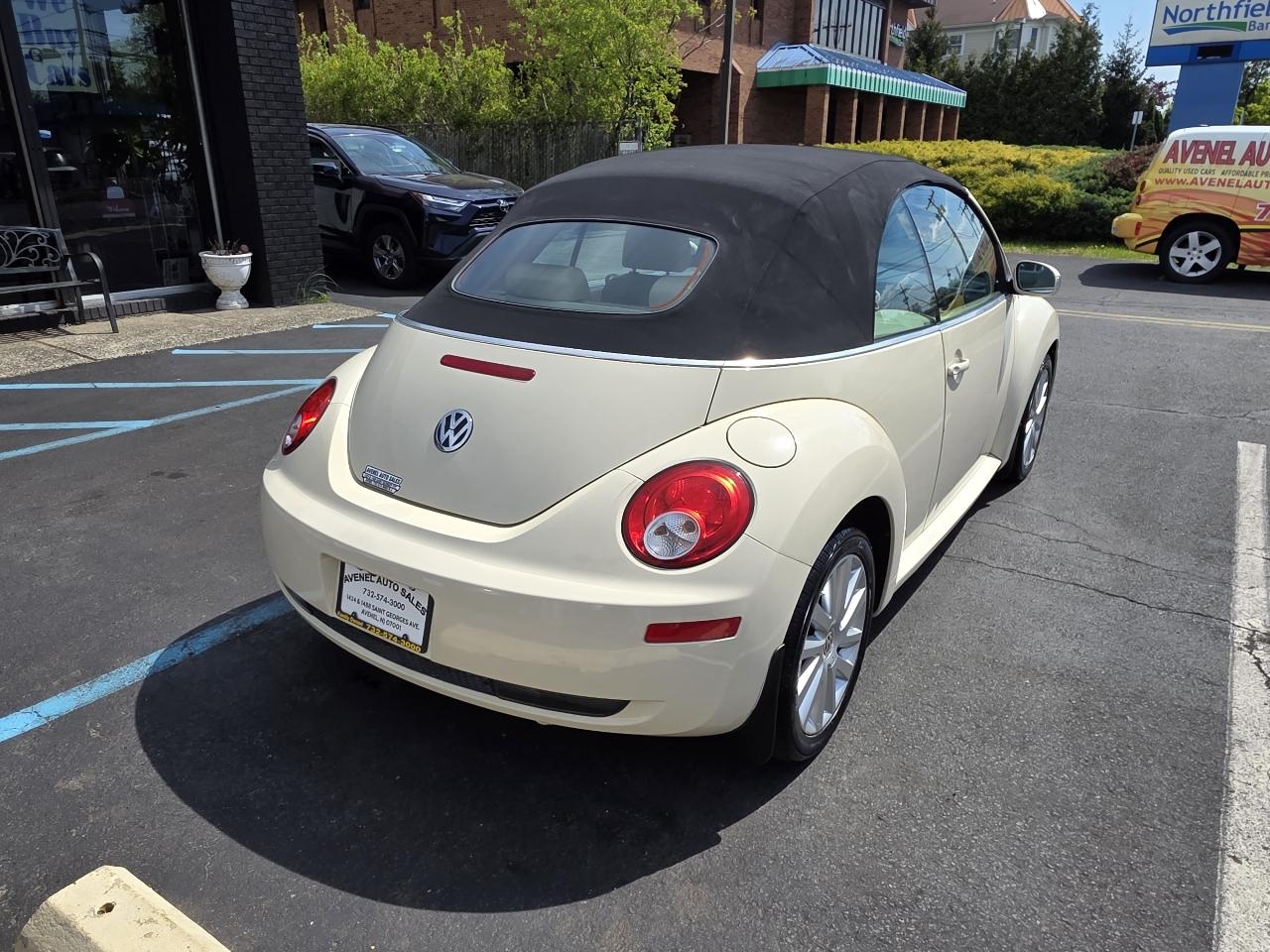 Volkswagen New Beetle S Convertible 2008