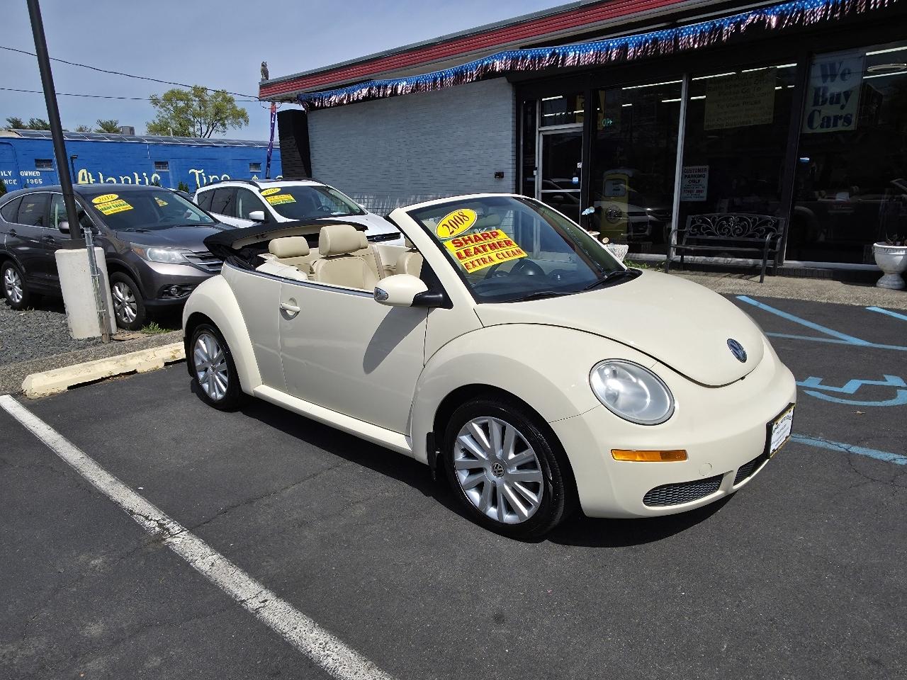 Volkswagen New Beetle S Convertible 2008