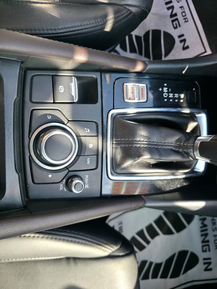 Mazda MAZDA3 s Touring AT 4-Door 2018