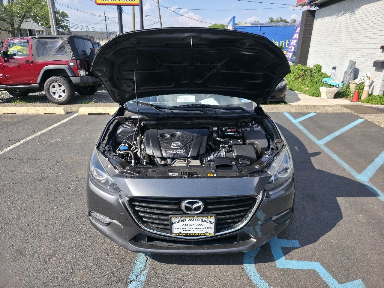 Mazda MAZDA3 s Touring AT 4-Door 2018