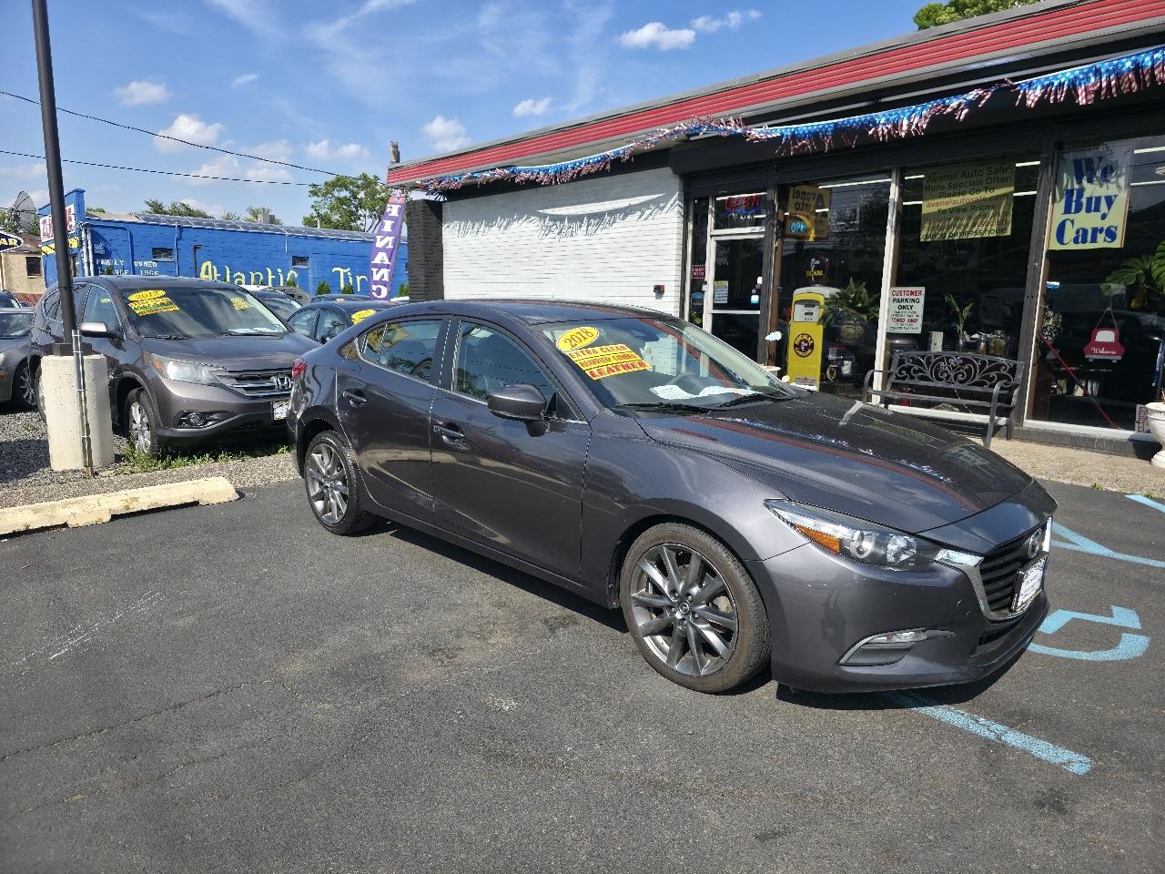 Mazda MAZDA3 s Touring AT 4-Door 2018